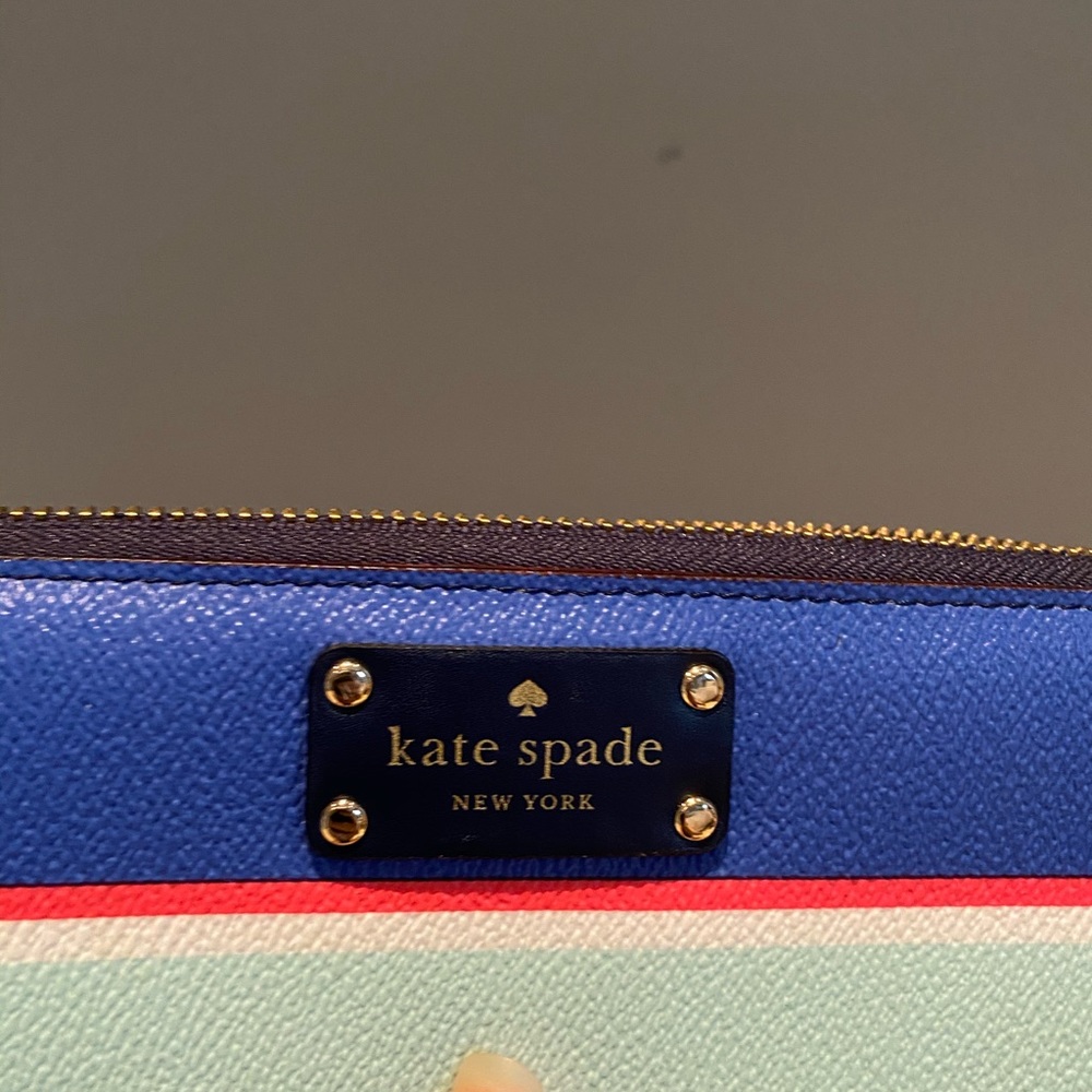 Kate Spade Wallet - Picture 4 of 4